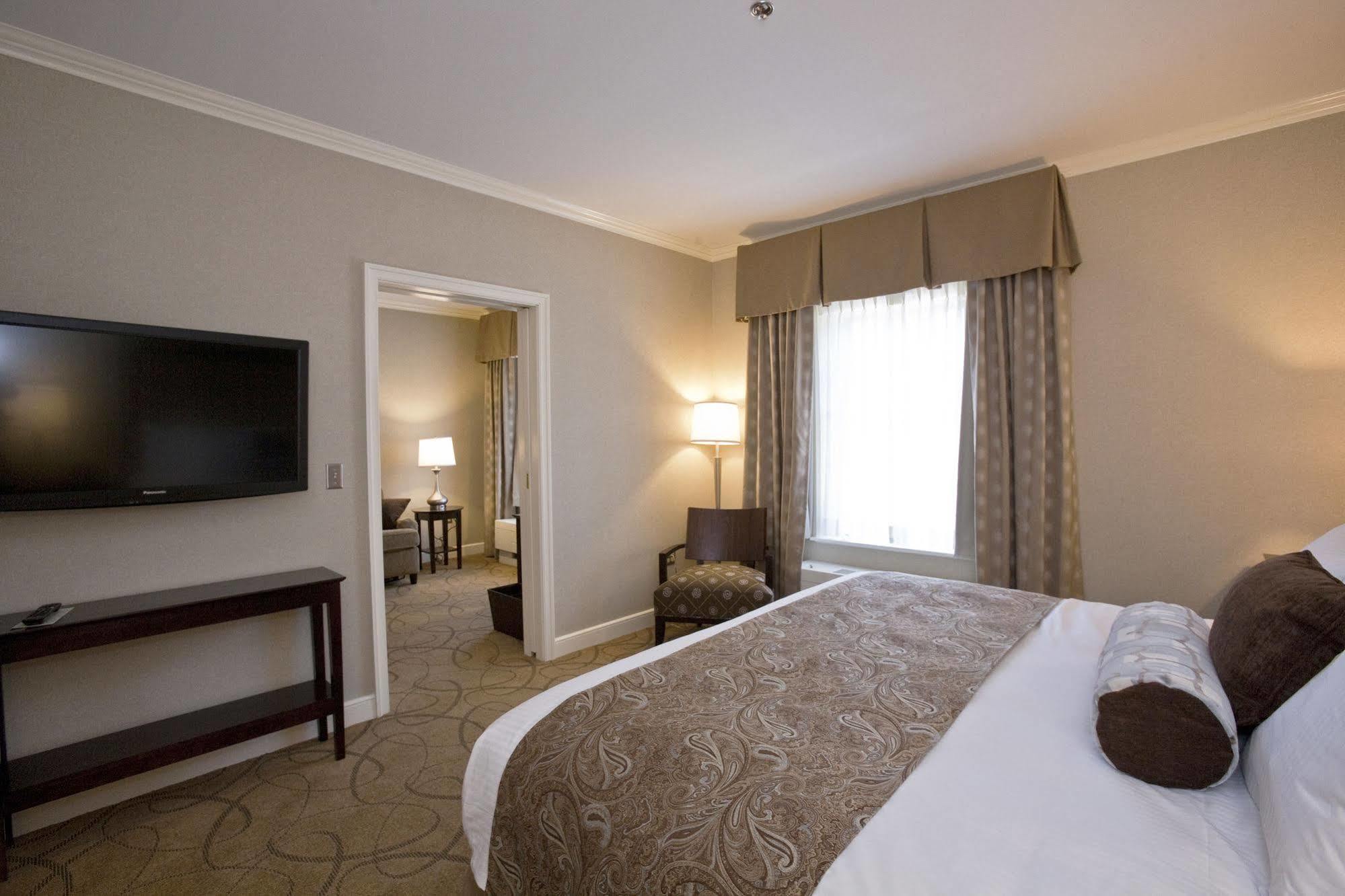 The Marcum Hotel & Conference Center Оксфорд Екстер'єр фото